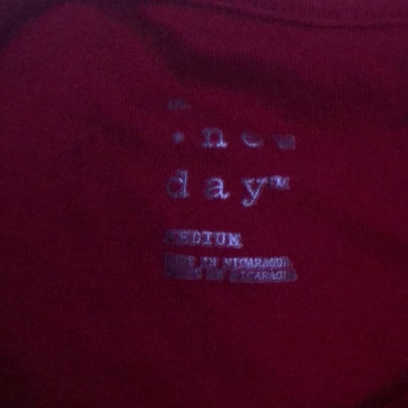 red long sleeve - Picture 2 of 2